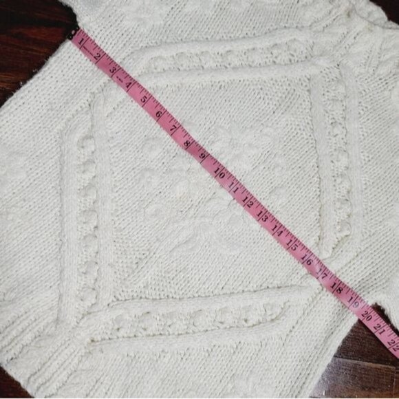 Vintage 80s Chunky Knit Mock Neck White Sweater - Picture 7 of 11